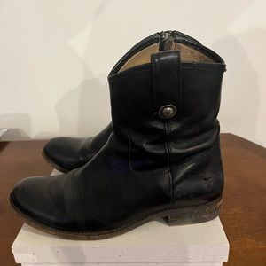 Black Frye short boots - Size 9, Used